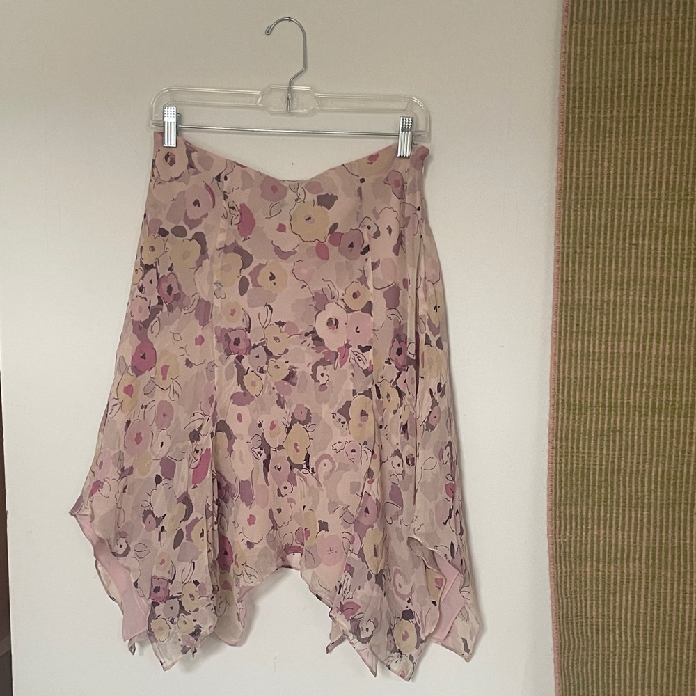 VINTAGE SILK express Floral Handkerchief Hem Skirt - Pink Floral